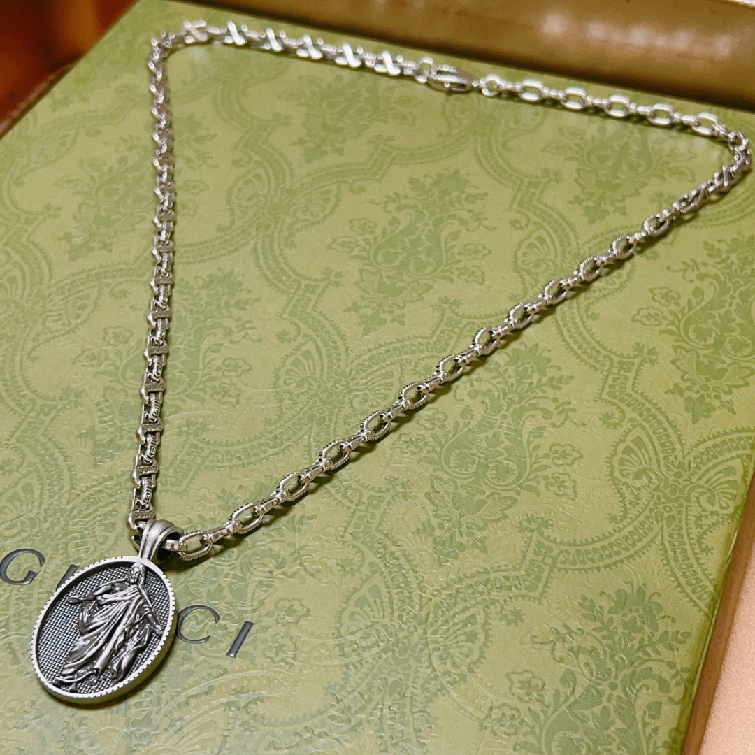 𝐆𝐮𝐜𝐜𝐢Forest of Rage Series