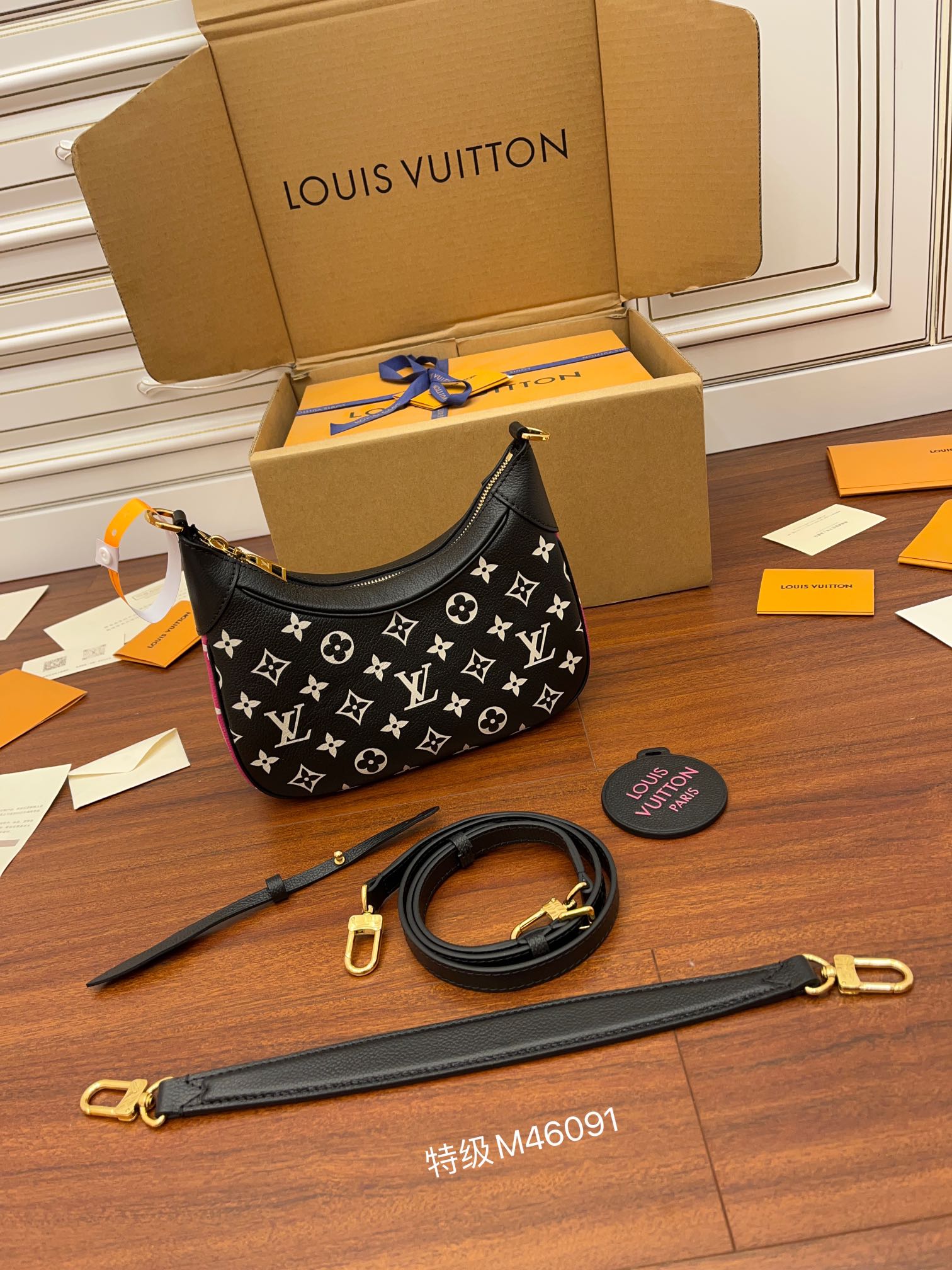 Louis Vuitton M46091