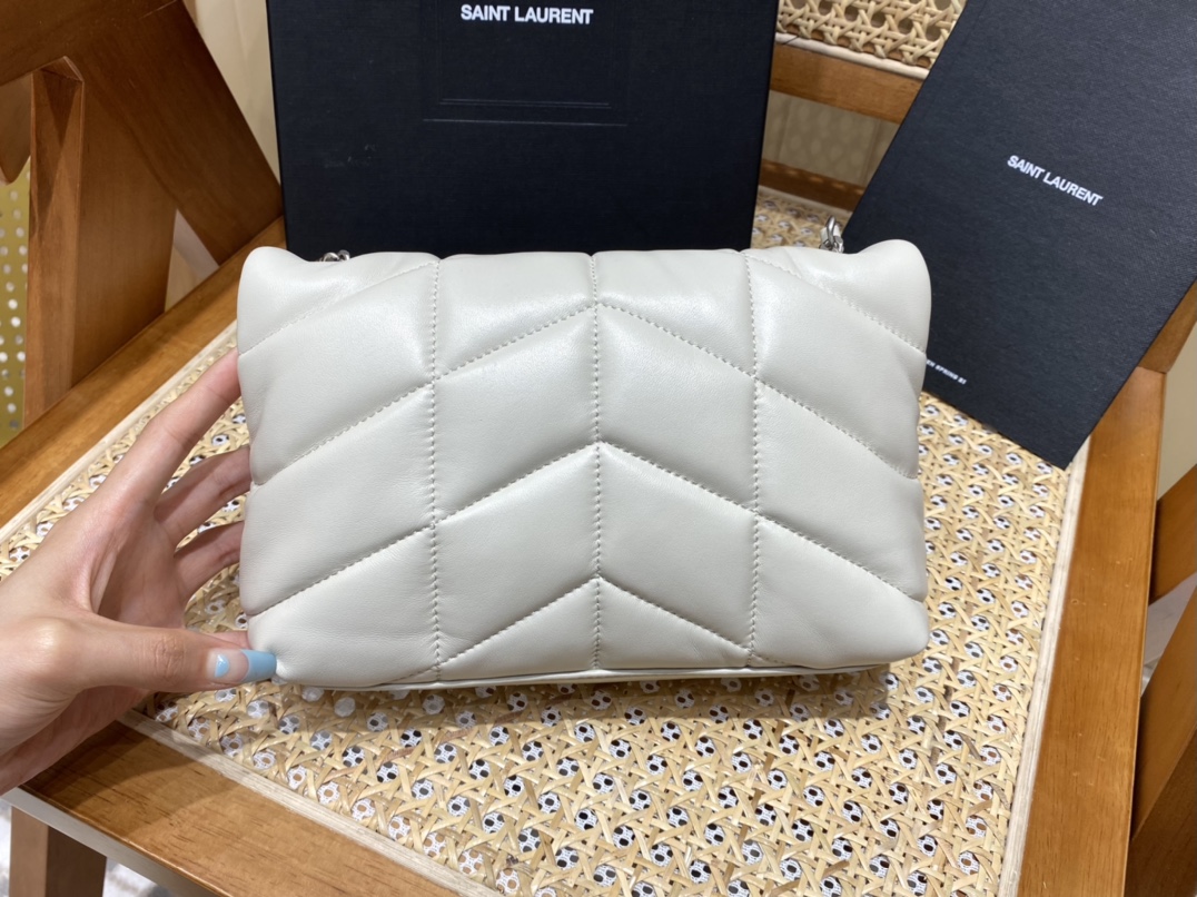 SAINT LAURENT #𝙇𝙤𝙪𝙇𝙤𝙪 𝙥𝙪𝙛𝙛𝙚𝙧LOULOU PUFFER Mini Quilted Lambskin Bag #620333Original Leather