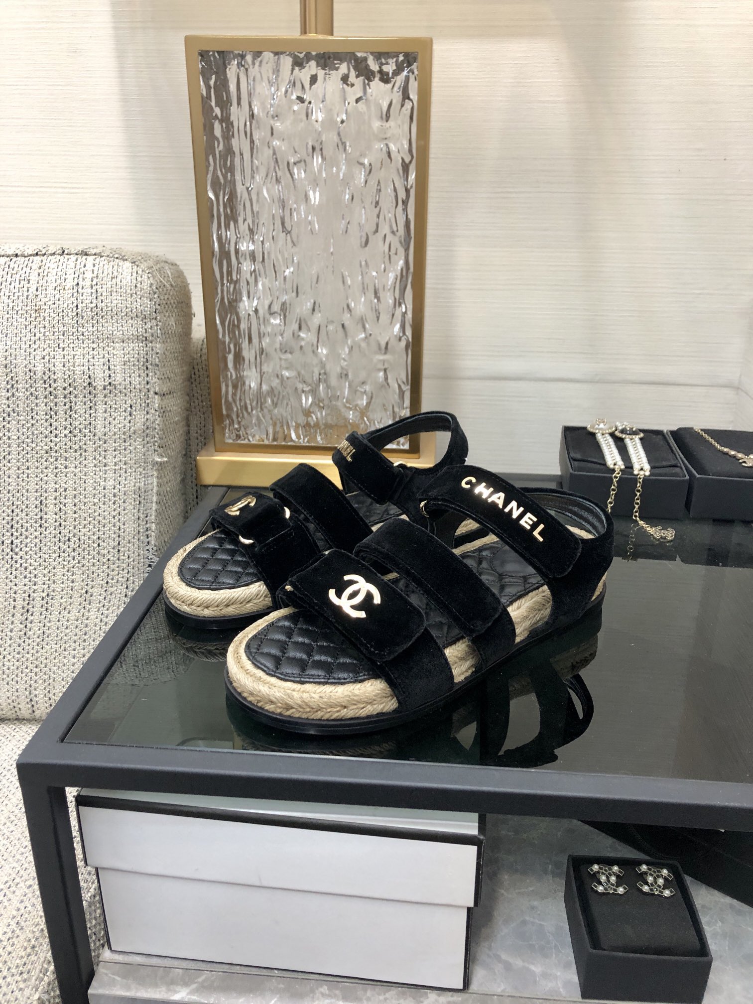 CHANEL 2023 spring and summer latest woven velcro sandals Japan imported woven materials