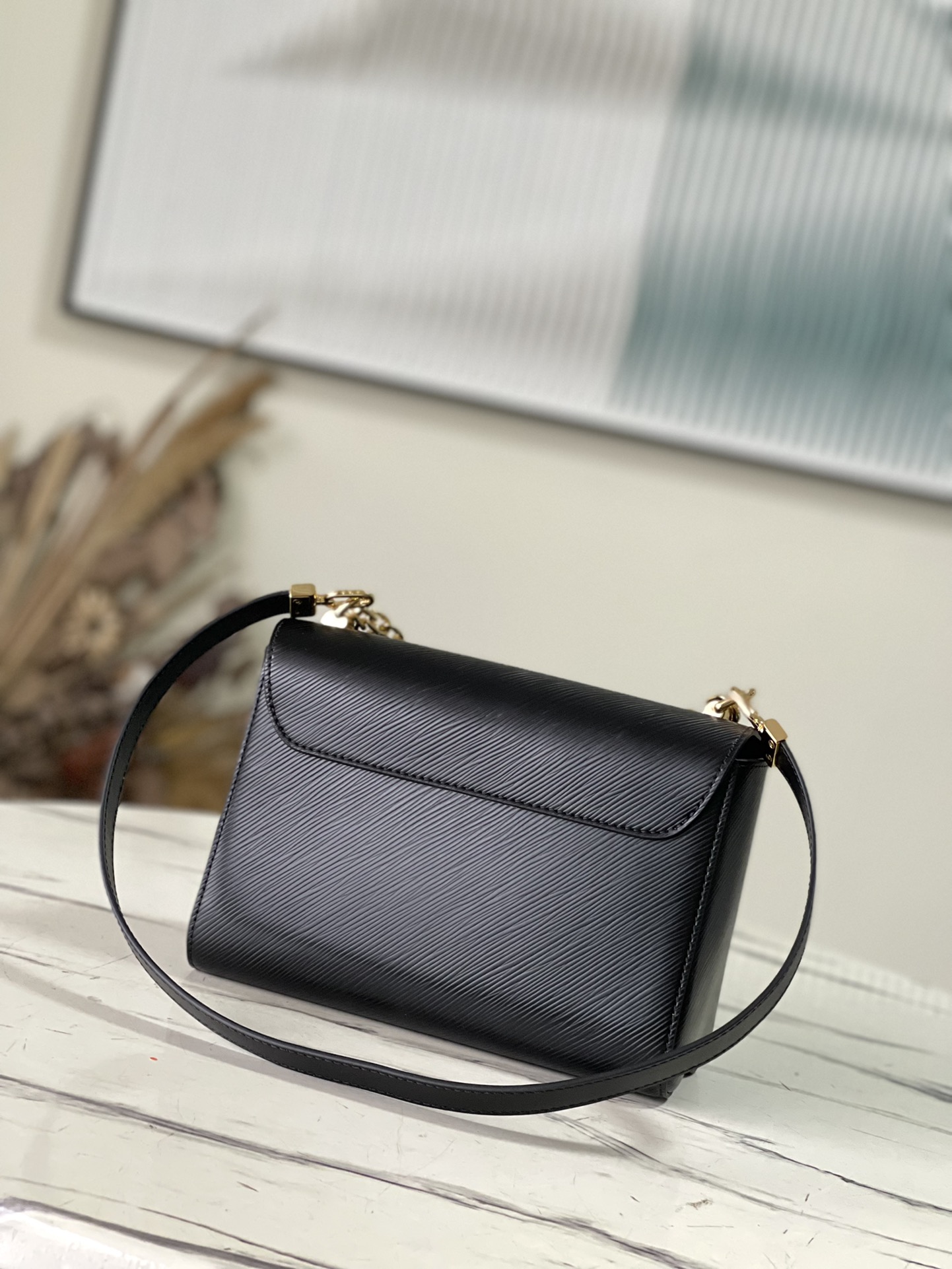 𝐋𝐎𝐔𝐈𝐒 𝐕𝐔𝐈𝐓𝐓𝐎𝐍 M21606