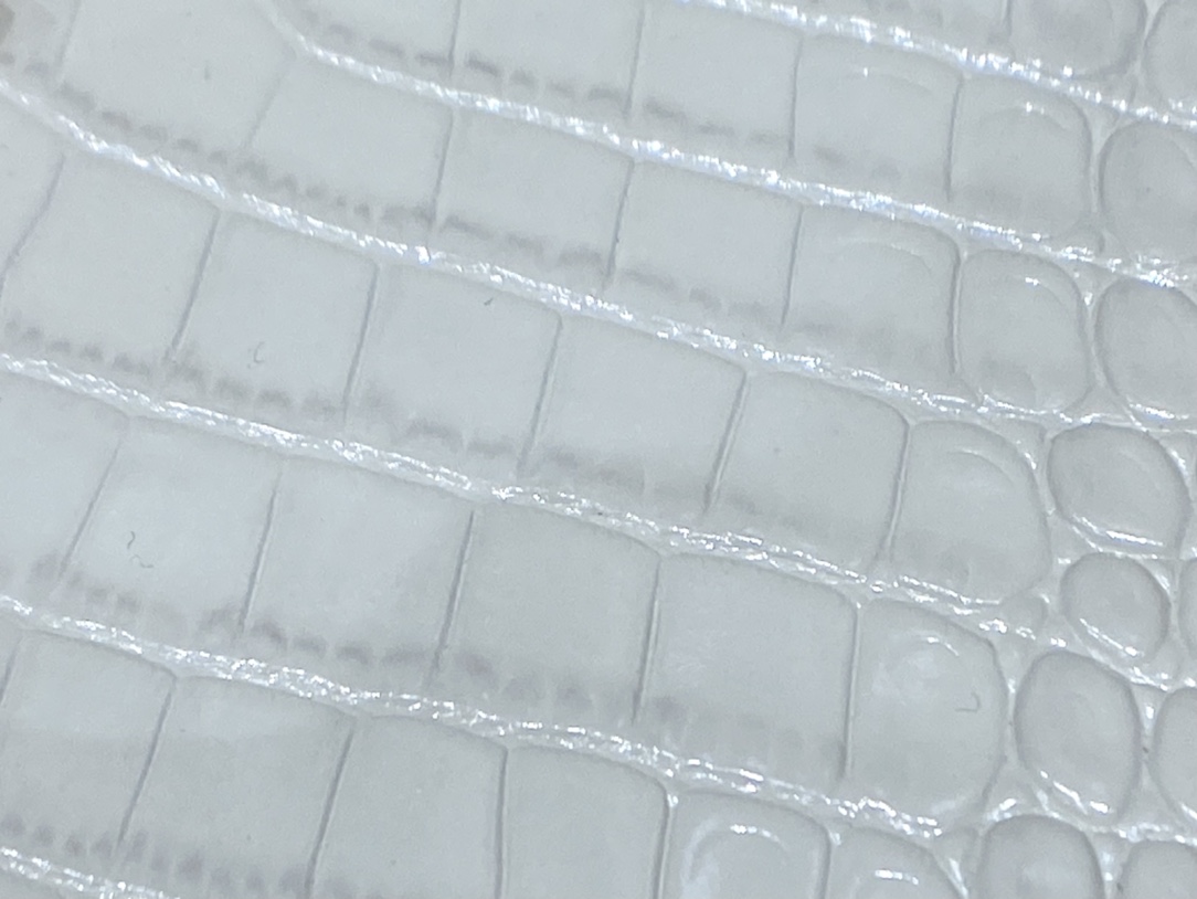 SAINT LAURENT ▪️𝑪𝒂𝒔𝒔𝒂𝒏𝒅𝒓𝒂▪️532750 original crocodile pattern.