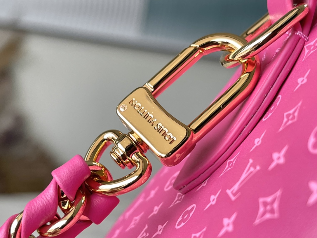 𝐋𝐎𝐔𝐈𝐒 𝐕𝐔𝐈𝐓𝐓𝐎𝐍    M22596