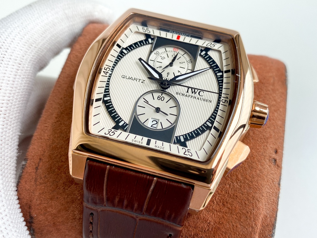 IWC- Fine men's watches Fully automatic mechanical movement, top 316 steel case and strap