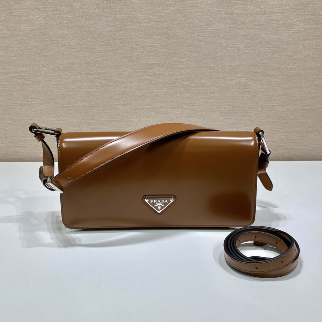 𝐏𝐑𝐀𝐃𝐀 New Model 1BD323