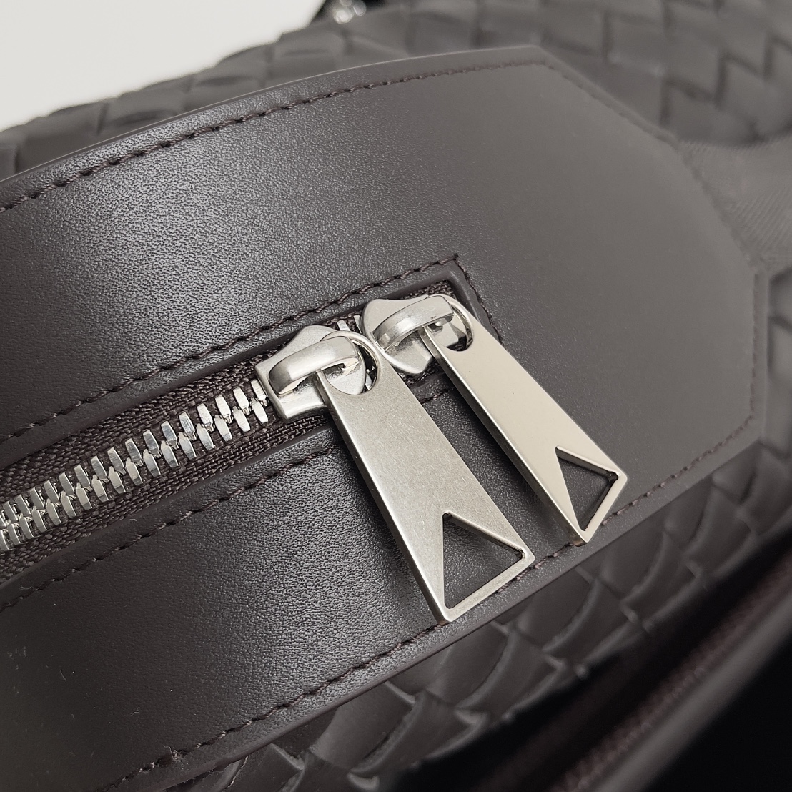 Bottega Veneta BV Braided Shoulder Bag Chocolate Brown #653118