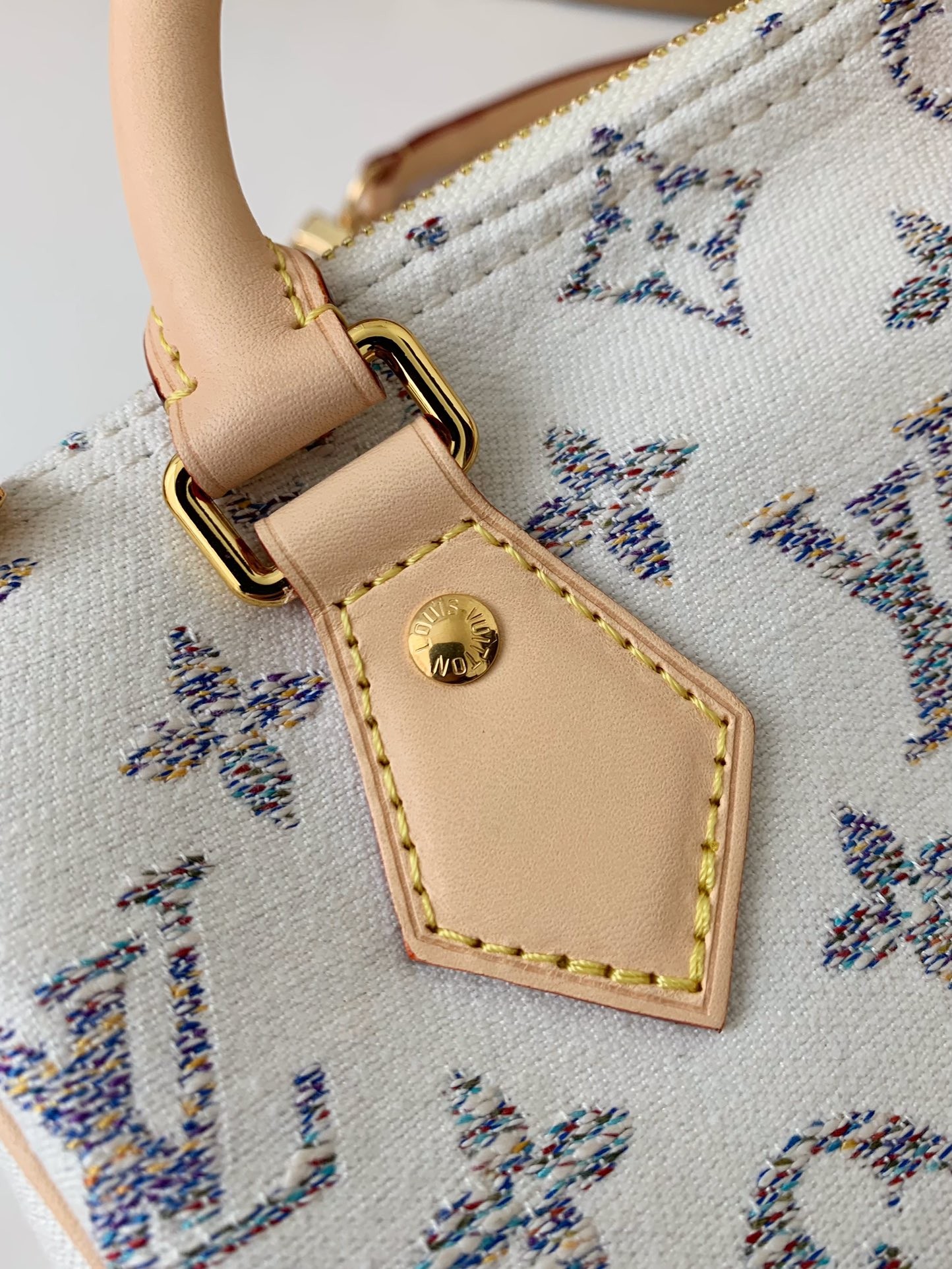 Louis Vuitton Speedy Bandouli ère 20 M24709 Size：20.5*13.5*12cm