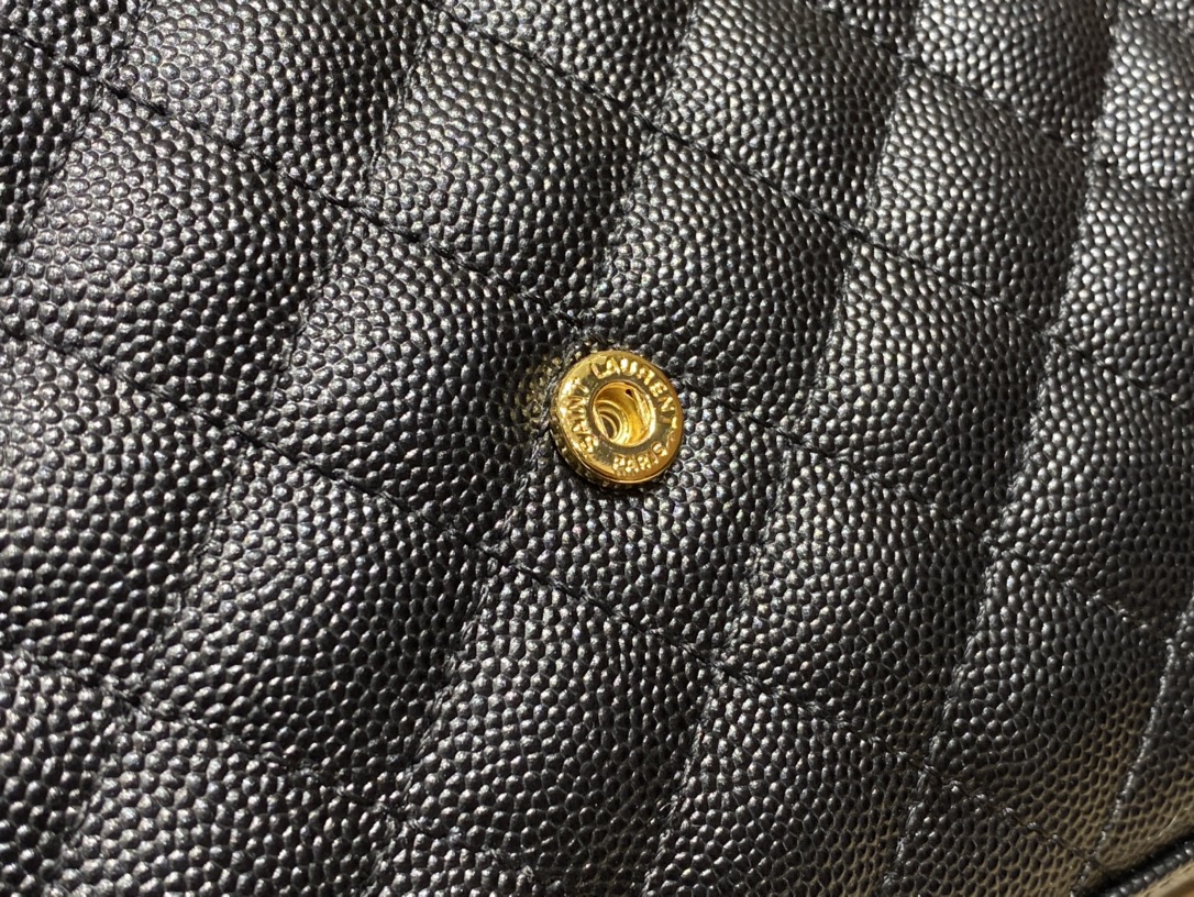 SAINT LAURENT 𝙈𝙊𝙉𝙊𝙂𝙍𝘼𝙈 𝙈𝙄𝙓 𝙈𝘼𝙏𝙀𝙇𝘼𝙎𝙎É #620280 original leather