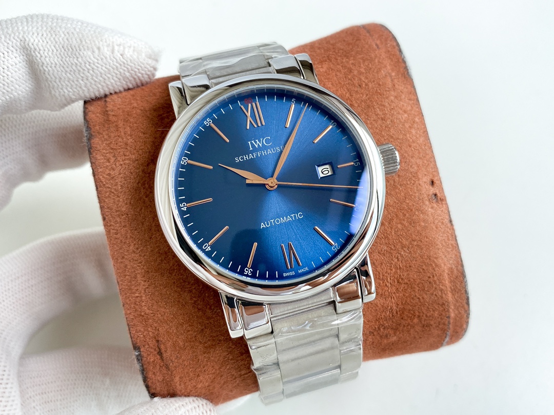 IWC- Fine men's watches Fully automatic mechanical movement, top 316 steel case and strap