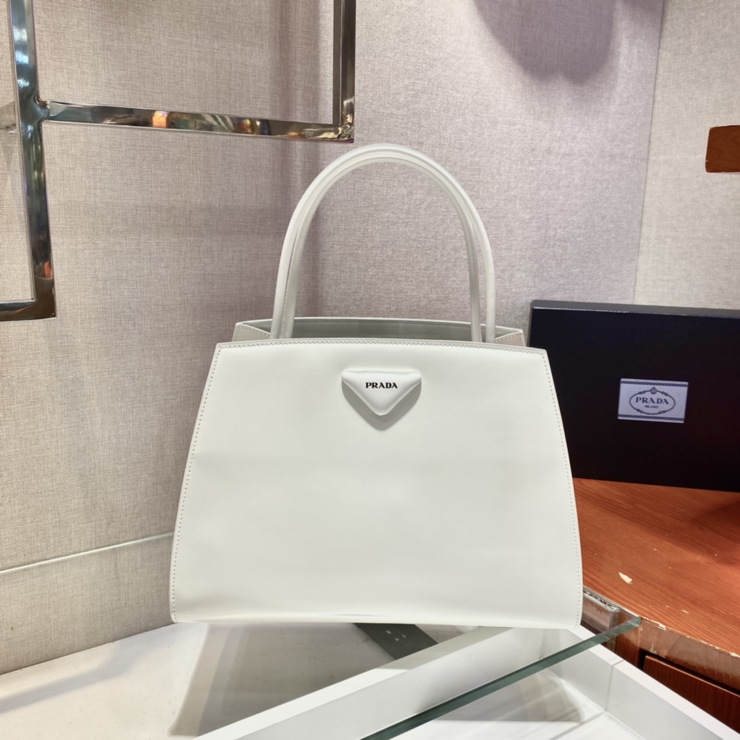 𝐏𝐑𝐀𝐃𝐀 New 1BA328