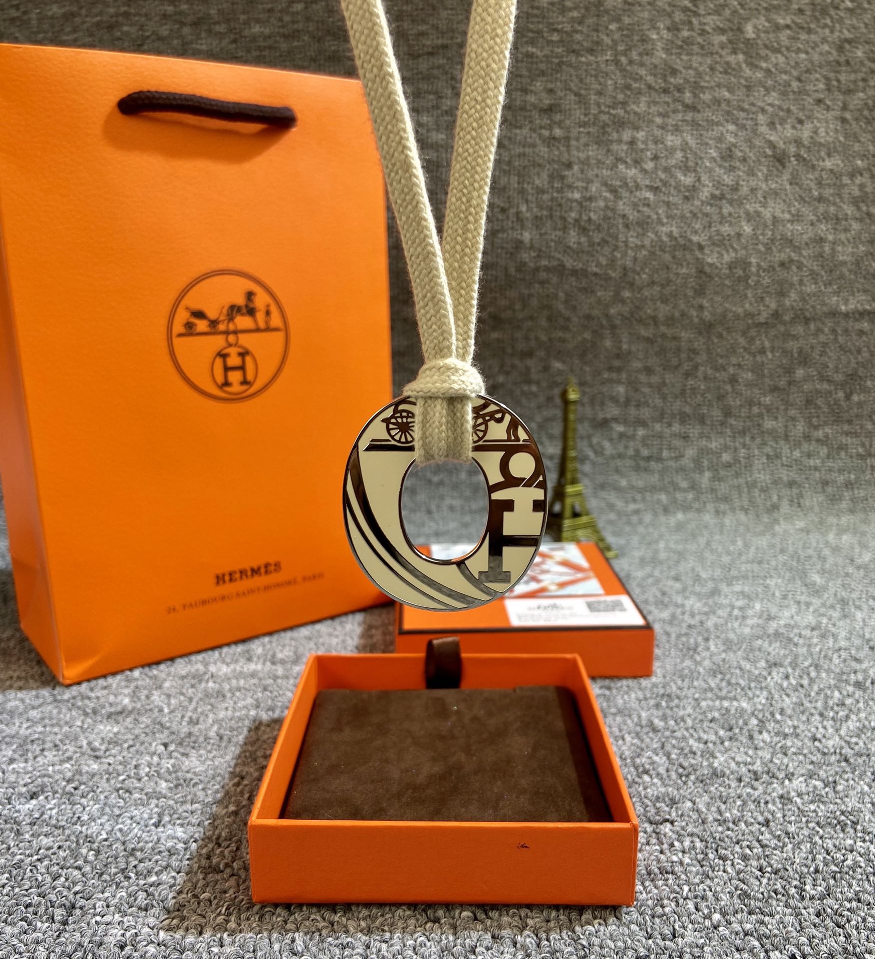 Hermes necklace