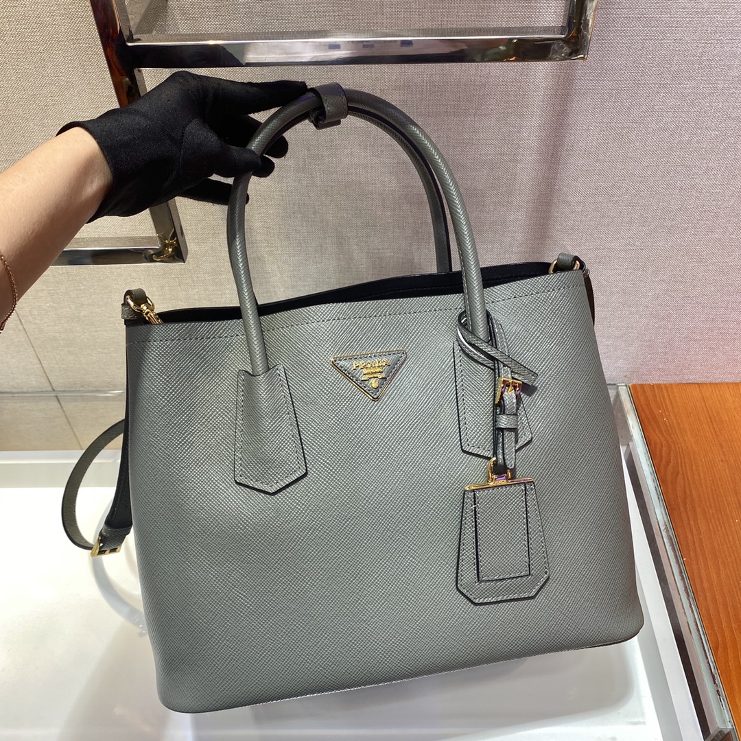 𝐏𝐑𝐀𝐃𝐀 Classic 1BG775