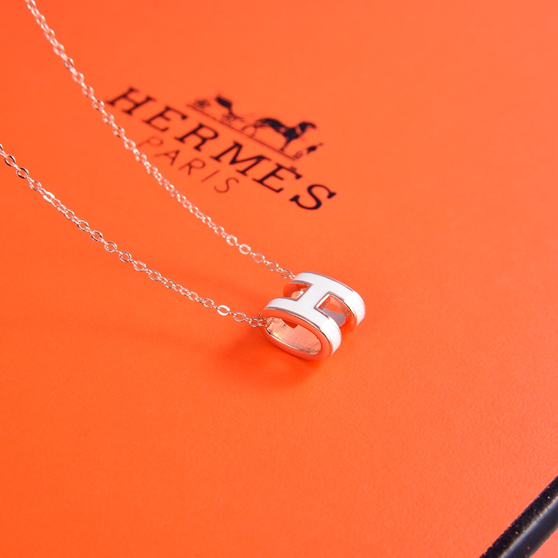 Hermes necklace