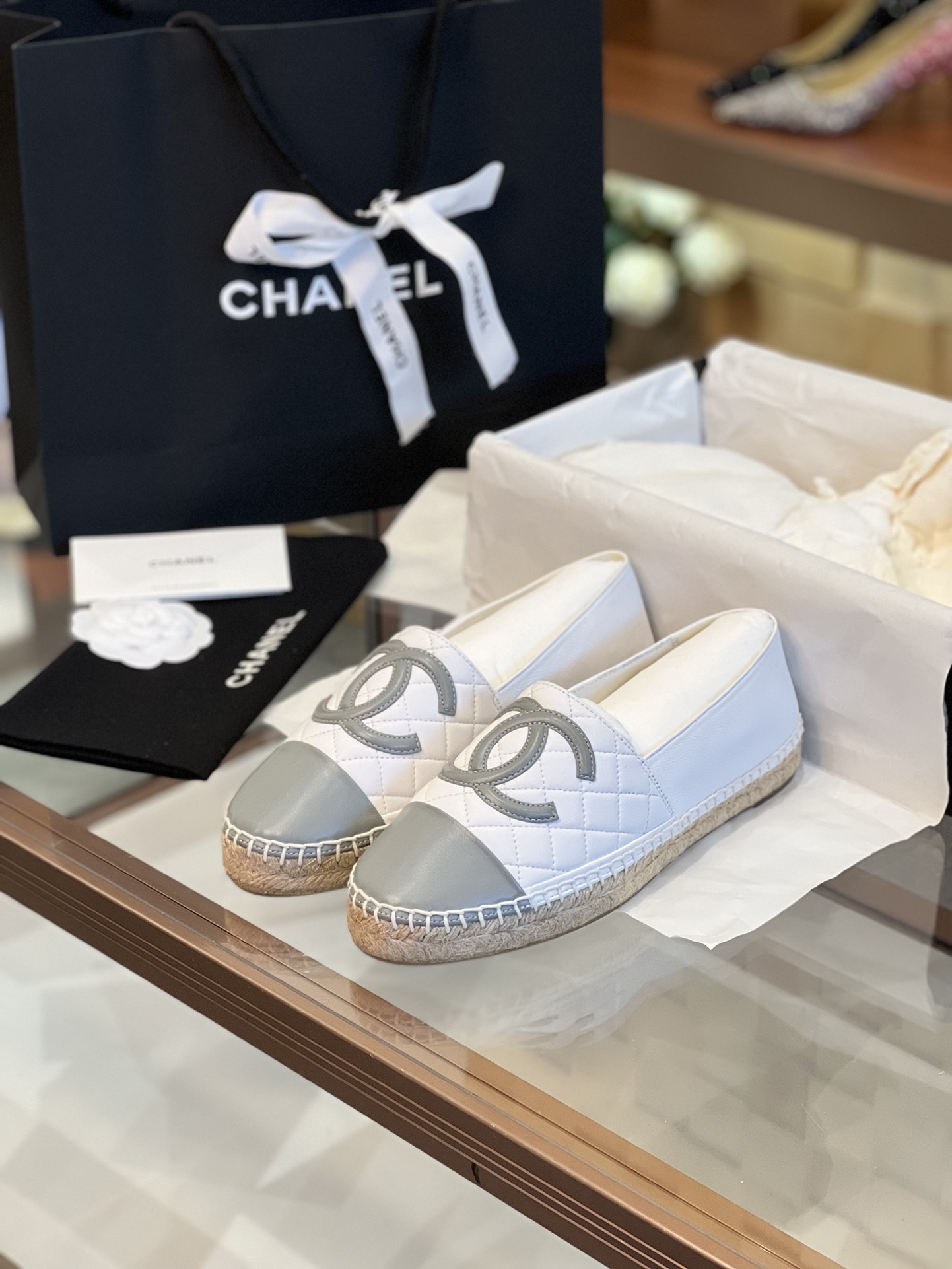 CHANEL fisherman shoes Chanel classic version of the original injection of rubber translucent rubber original color hemp sole