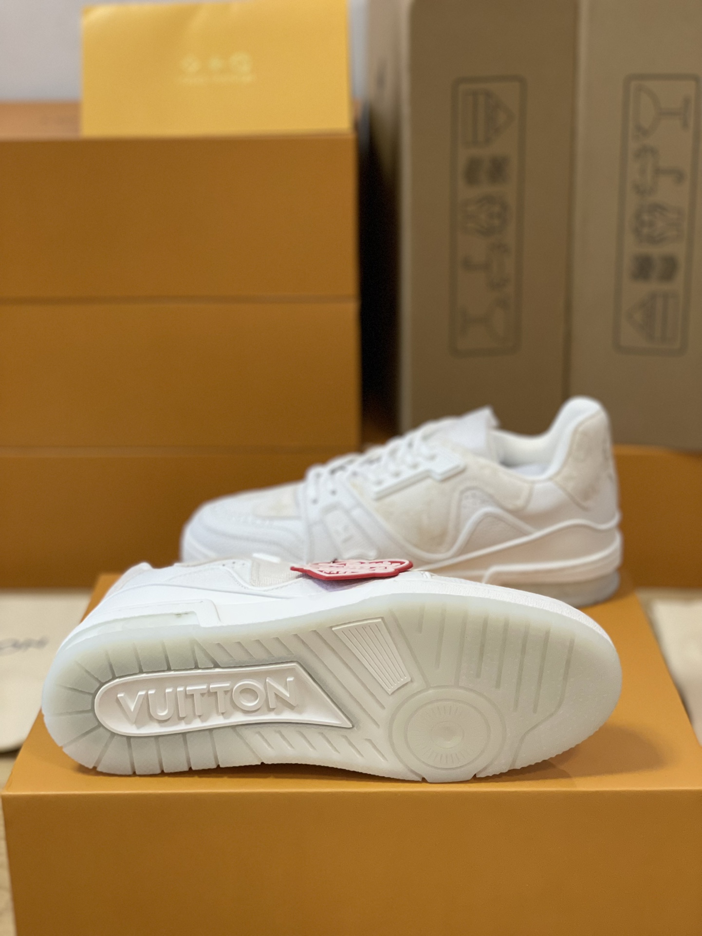 Louis Vuitton Trainer sneakers couple style 1A9IF5