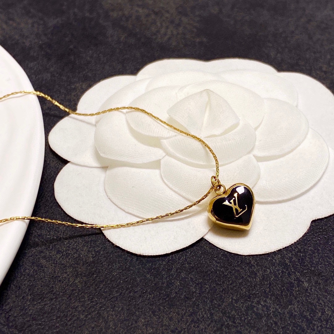 Louis Vuitton LV love necklace