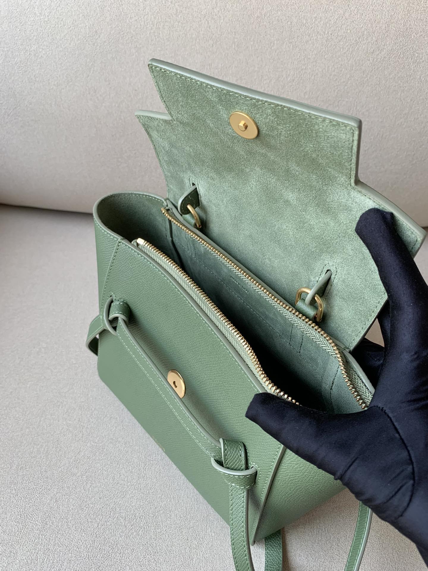 𝐂𝐞𝐥𝐢𝐧𝐞 Belt Bag Catfish Bag Small Grained Calfskin