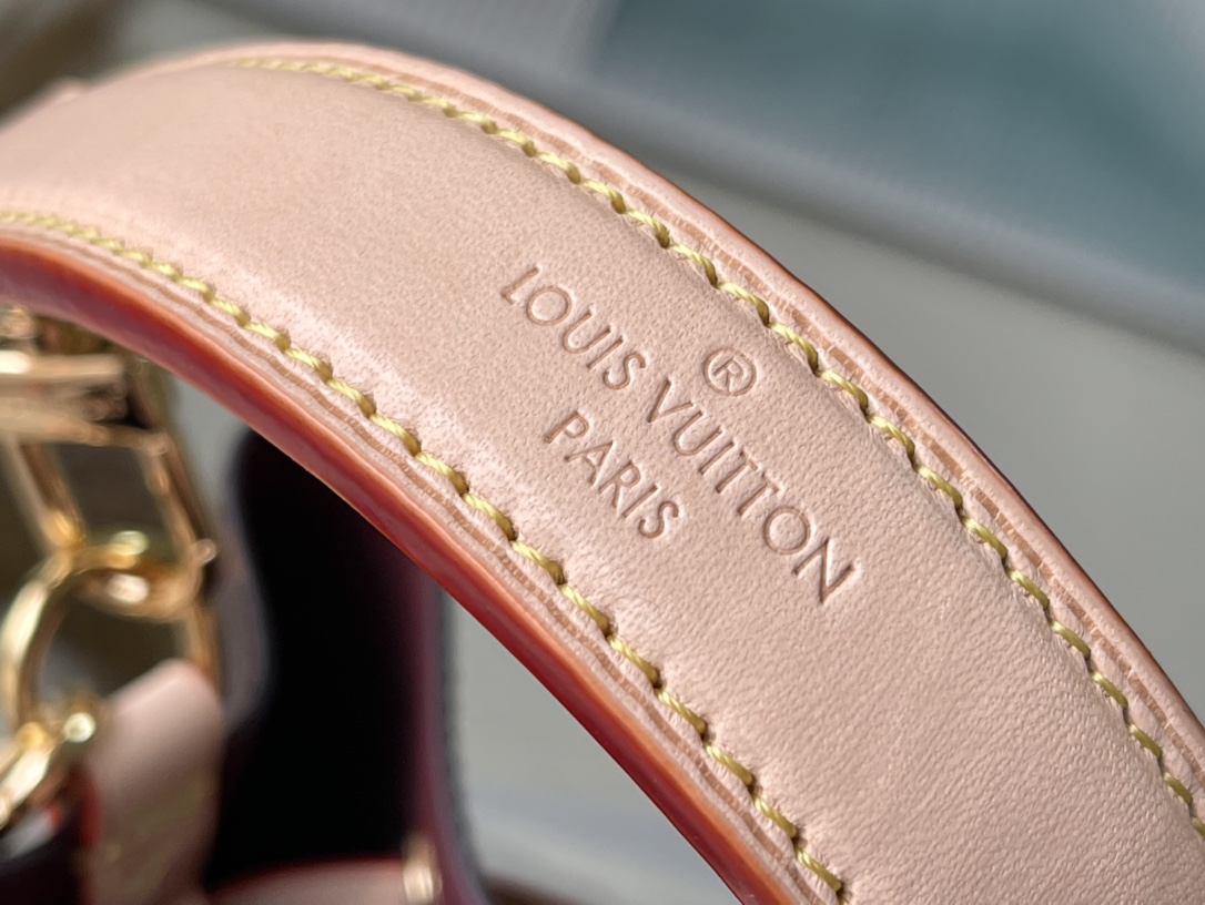 𝐋𝐎𝐔𝐈𝐒 𝐕𝐔𝐈𝐓𝐓𝐎𝐍     M46581