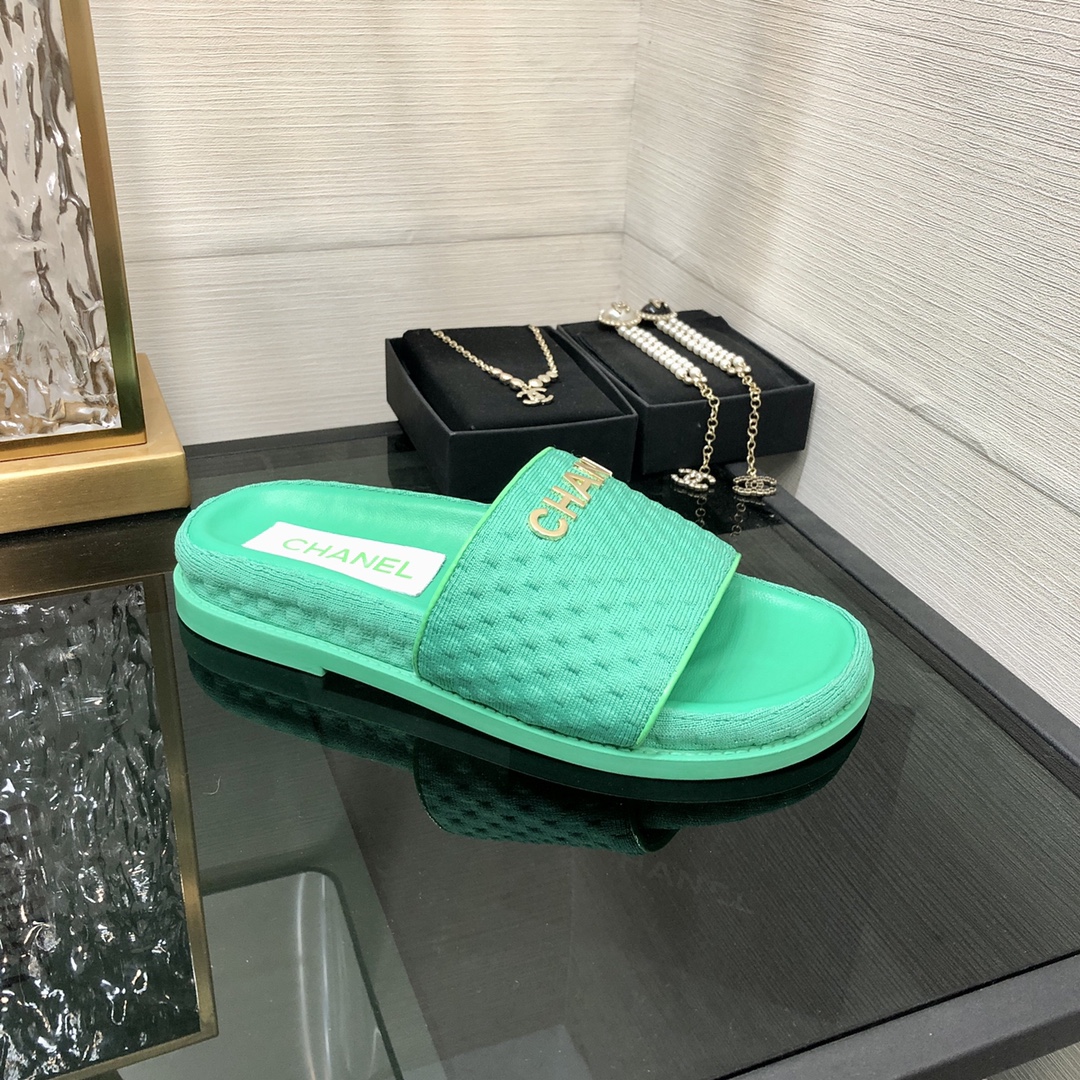 CHANEL 2022 early spring latest honey slippers fashion versatile series imported sheepskin cushioned feet