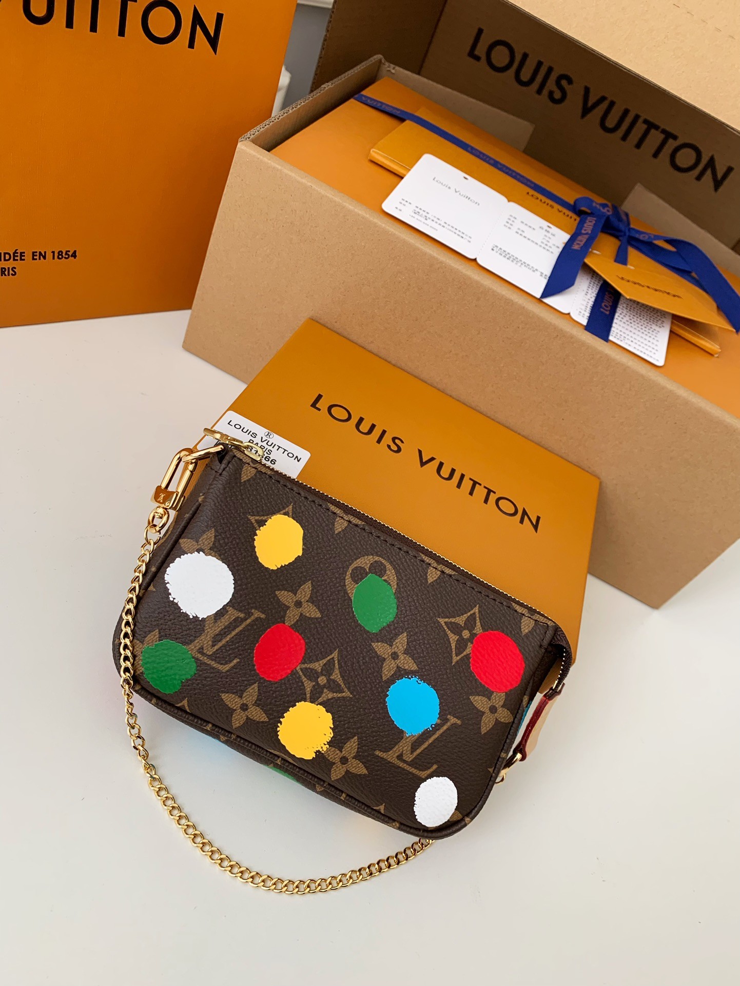 Gucci Retro Clunky Sneaker