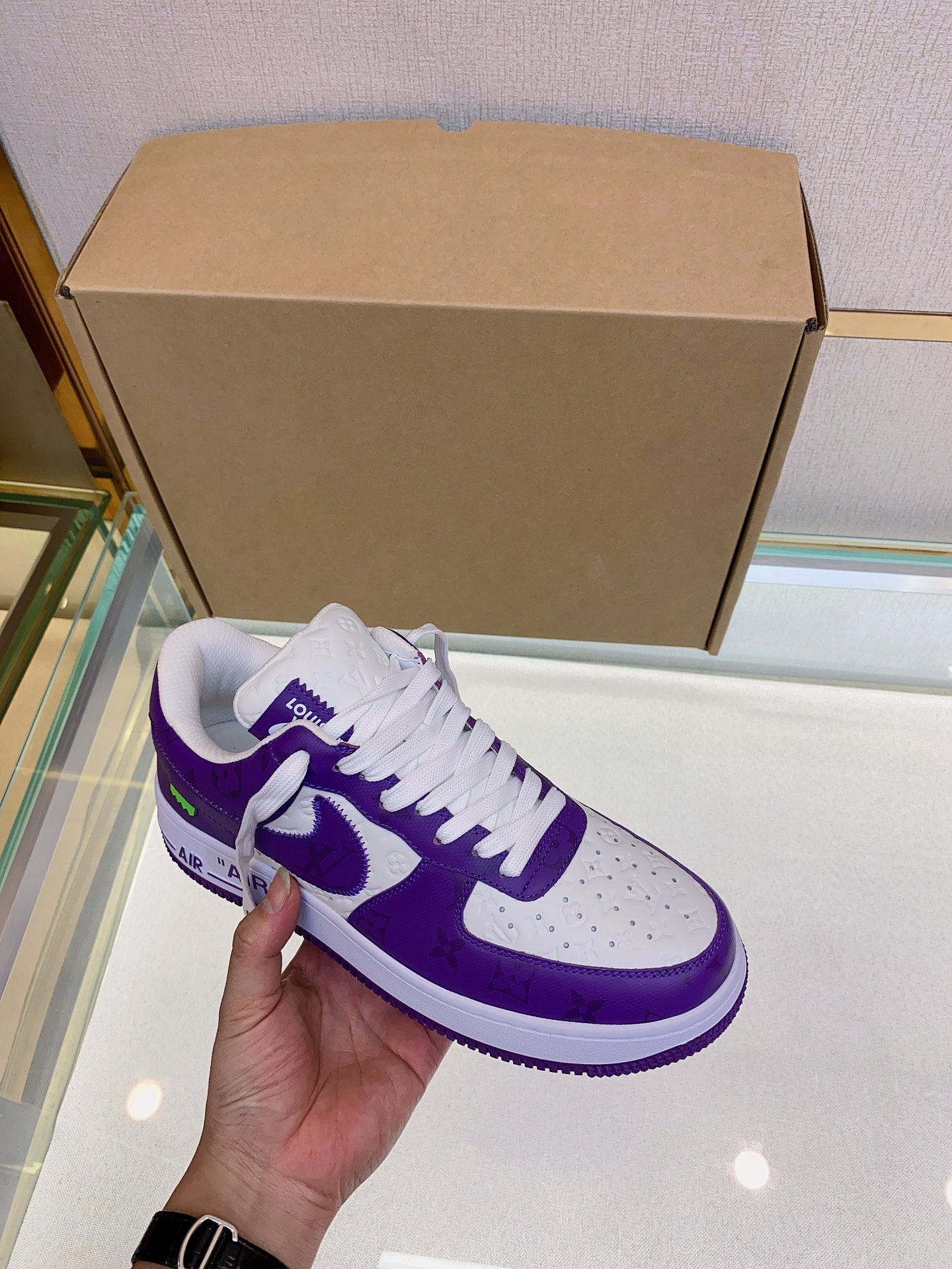 Louis Vuitton Nike joint 🆕Men's Abbesses sneakers