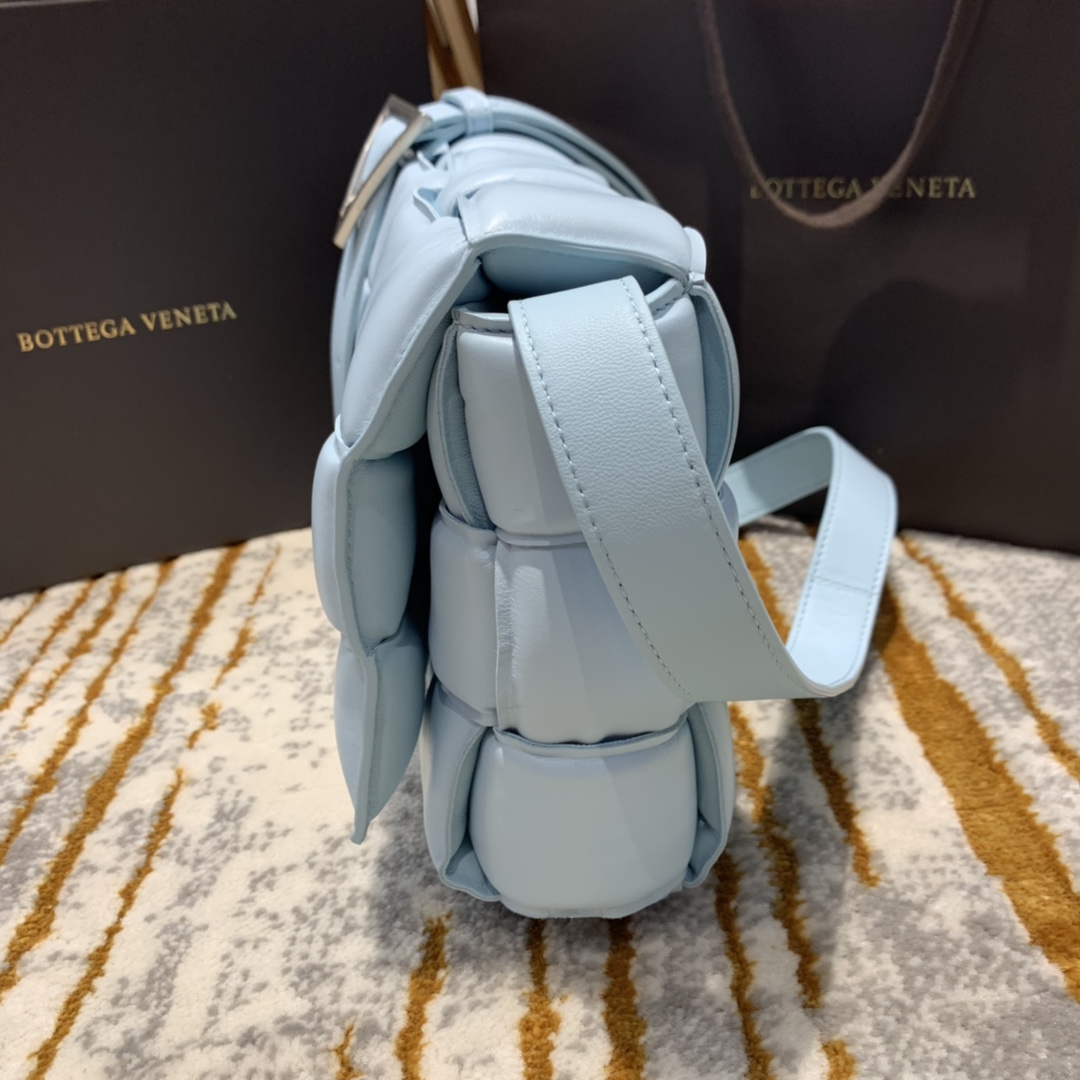 Bottega Veneta  PADDED  CASSETTE #591970