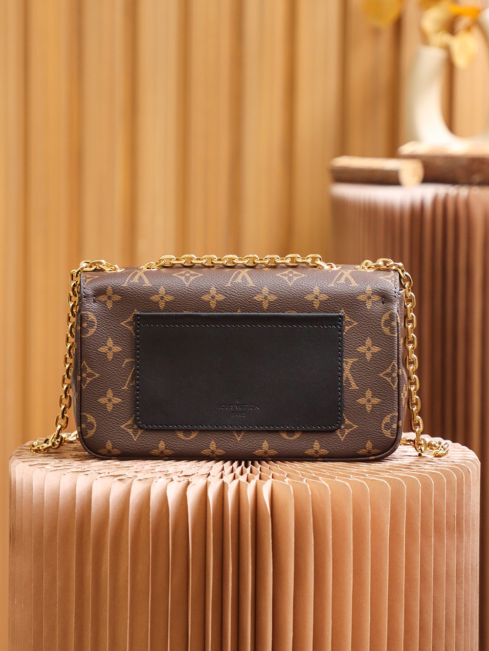 Louis Vuitton 𝐌𝐀𝐑𝐂𝐄𝐀𝐔 #M46126#