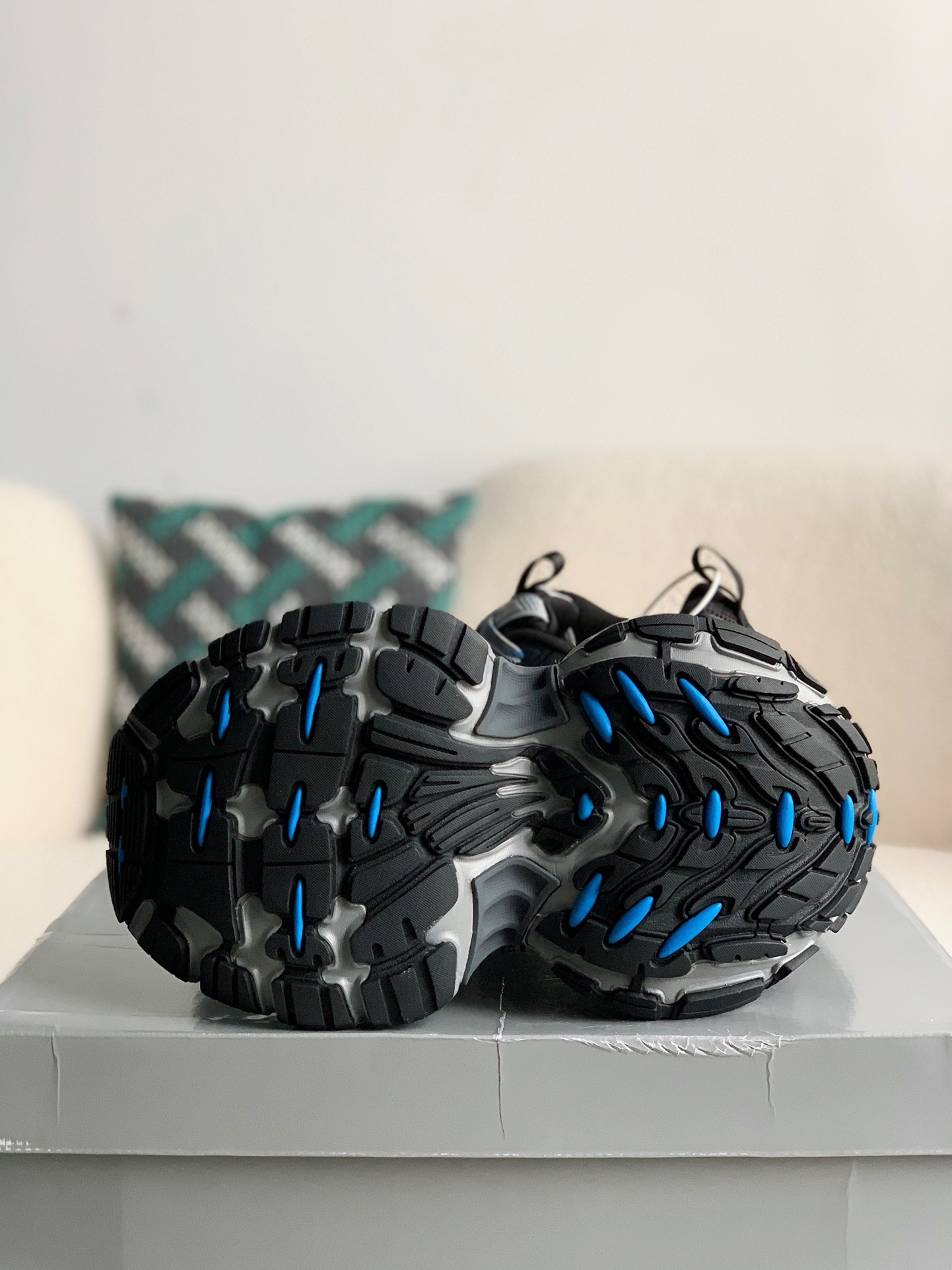 Balenciaga Runner Sneaker