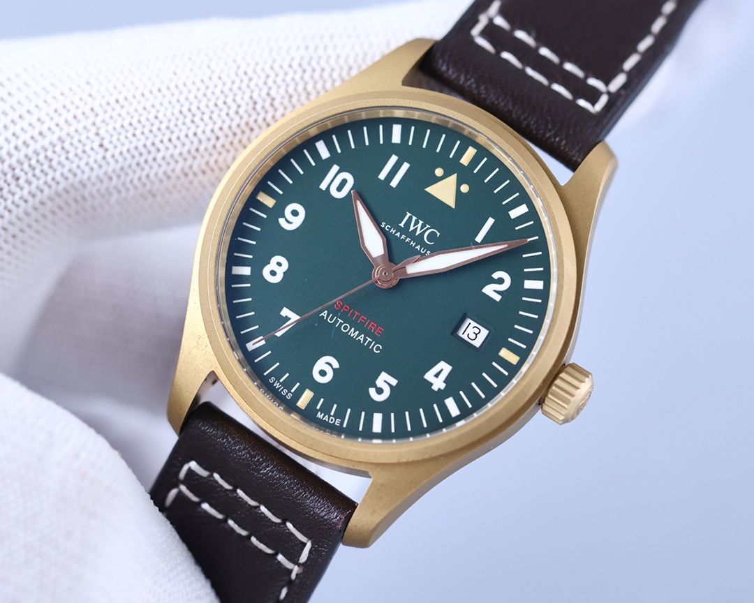 IWC- Spitfire Bronze automatic mechanical watch Titanium caseback