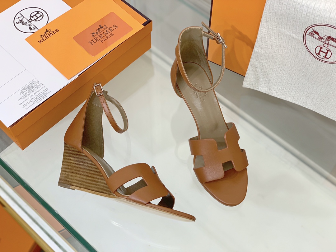 Hermes Santorini sandals