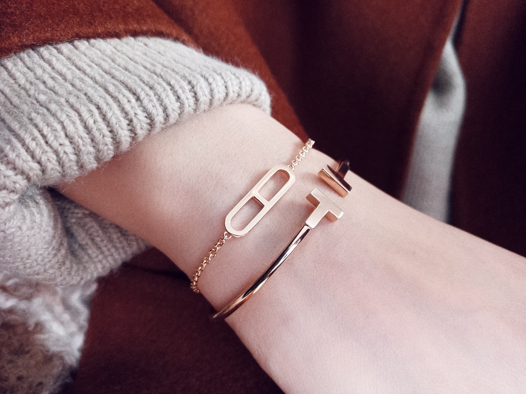 Hermes bracelet