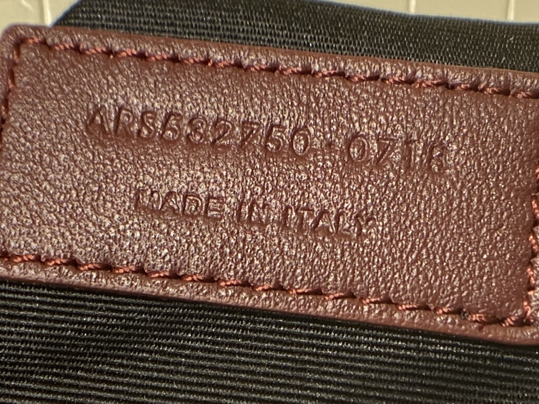 SAINT LAURENT ▪️𝑪𝒂𝒔𝒔𝒂𝒏𝒅𝒓𝒂 #532750 Original leather