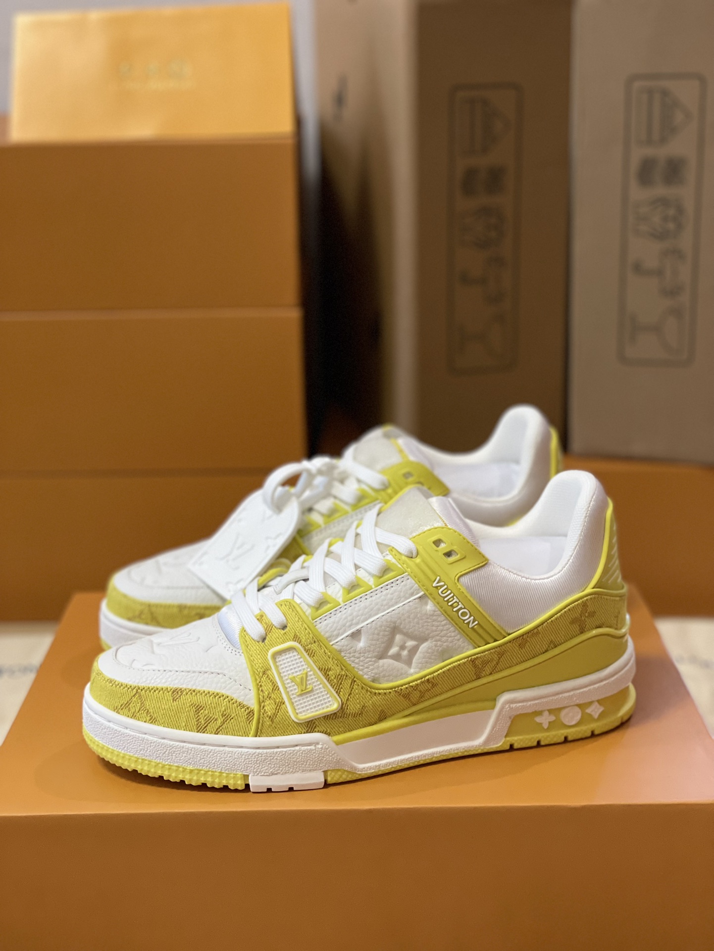 Louis Vuitton Trainer Couples Style 1A8FN8