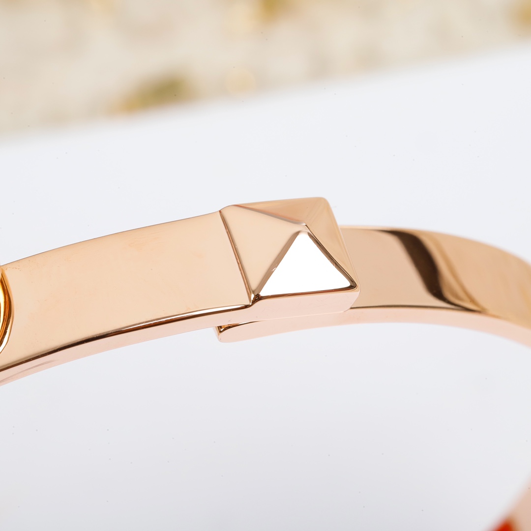 Hermes bracelet