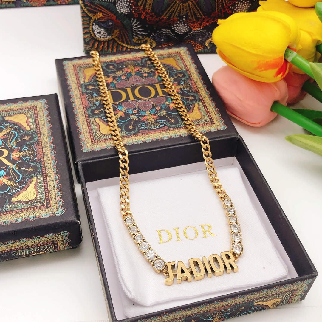 Dior necklace