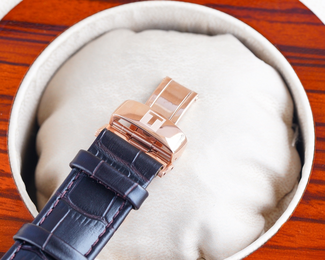 Tissot T063 elegant series