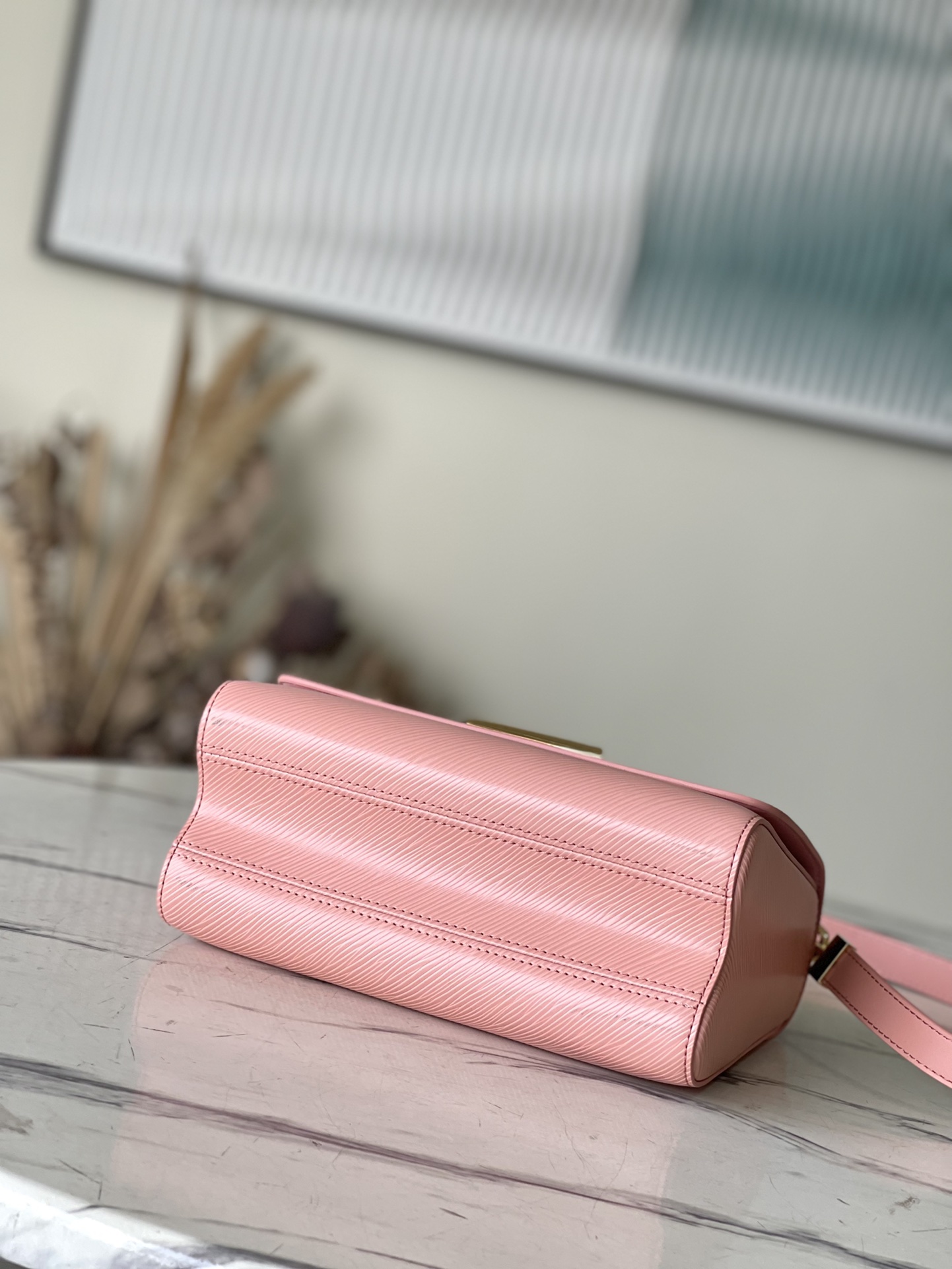 𝐋𝐎𝐔𝐈𝐒 𝐕𝐔𝐈𝐓𝐓𝐎𝐍    M21605