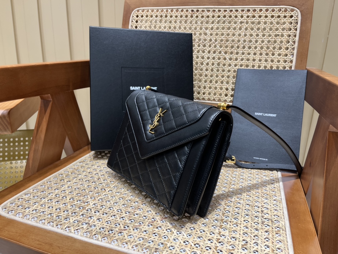 SAINT LAURENT 𝐆𝐚𝐛𝐲 𝐦𝐢𝐧𝐢 #685574.JD