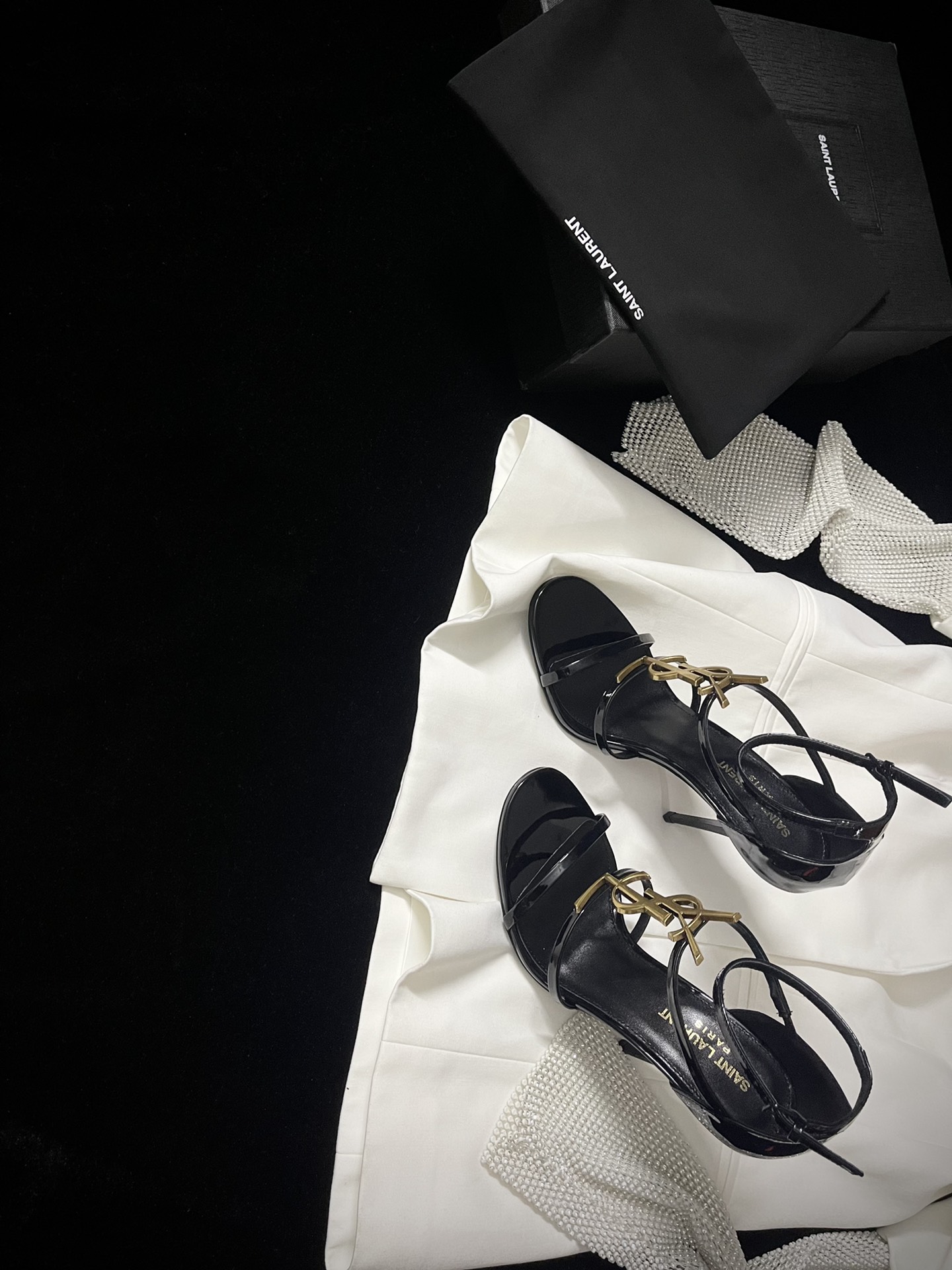 𝙎𝙖𝙞𝙣𝙩 𝙇𝙖𝙪𝙧𝙚𝙣𝙩 | 𝟐𝟎𝟐𝟐/𝐒𝐒 𝐧𝐞𝐰 YSL｜The ultimate in elegance and sophistication, a must-have item for the sophisticated fashionista