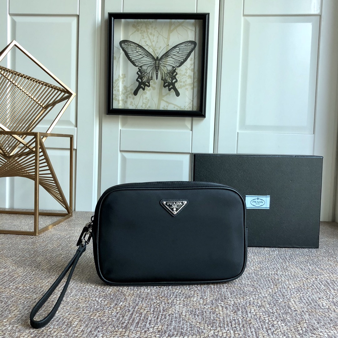 𝐏𝐑𝐀𝐃𝐀 2NE007 Triangle