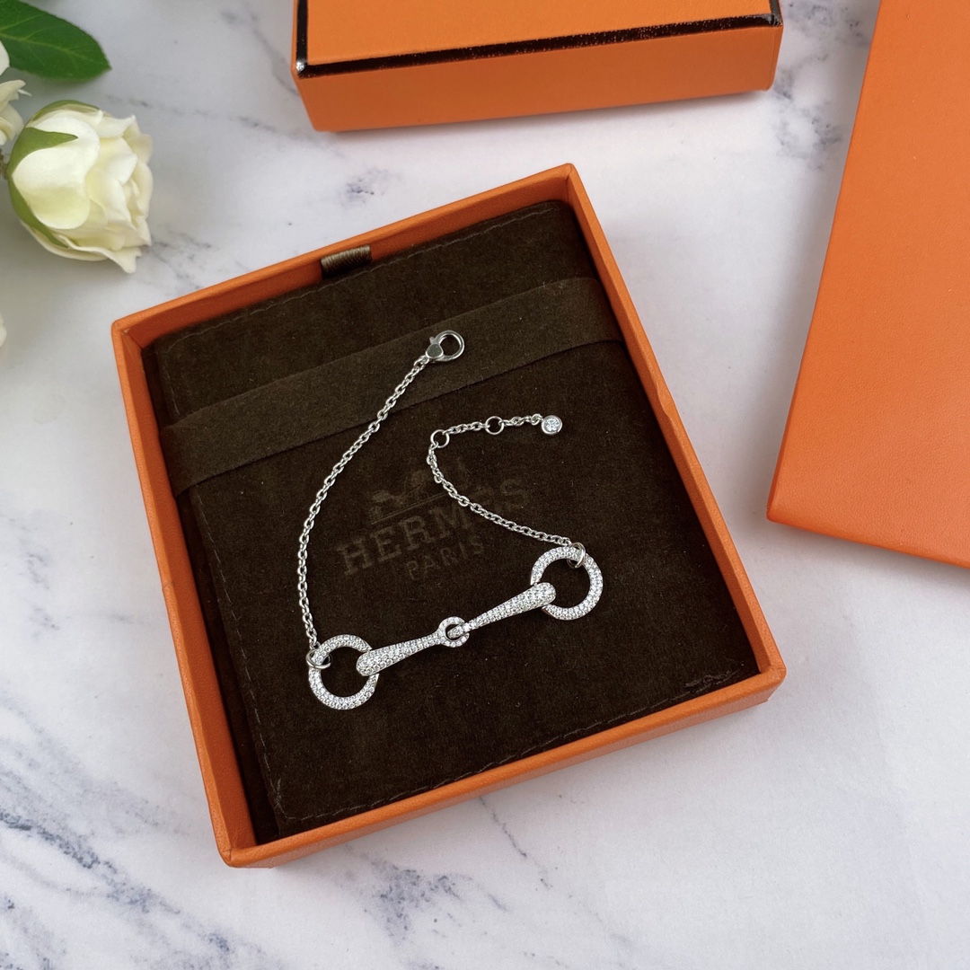 Hermes bracelet