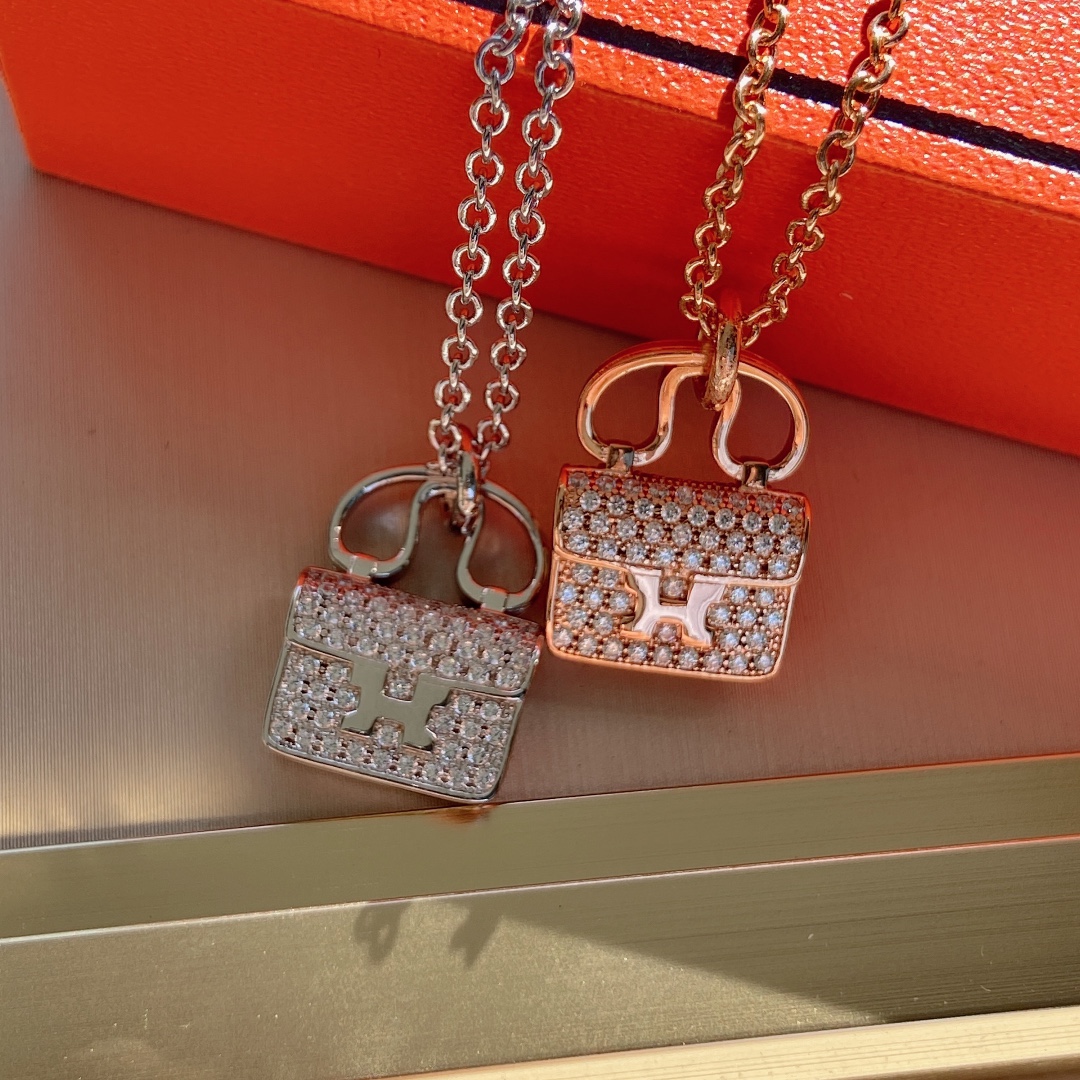Hermes necklace