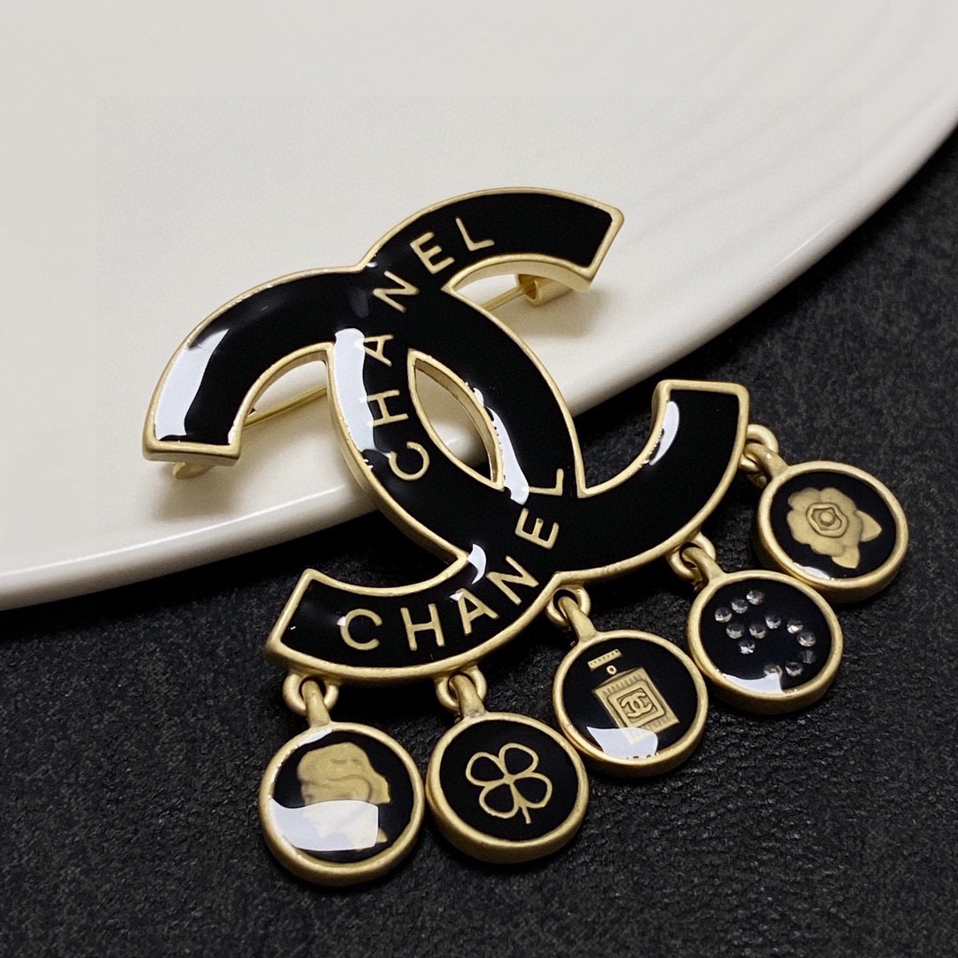 CHANEL🇫🇷Xiao Xiang brooch
