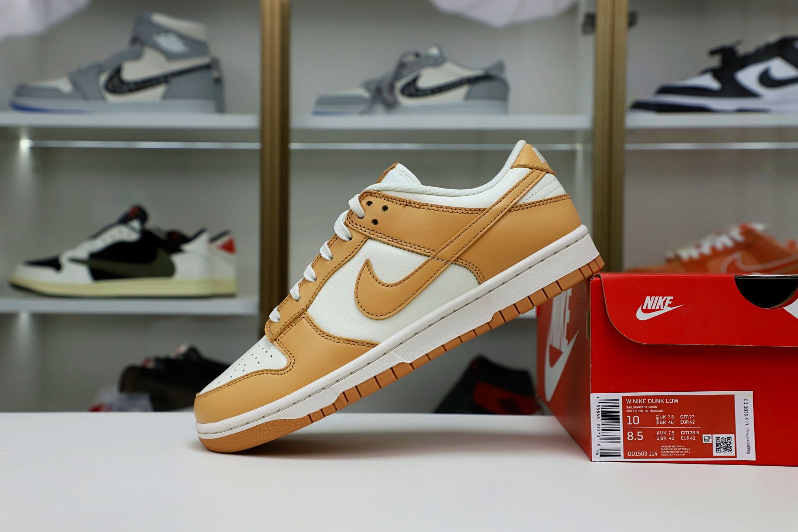 WMNS DUNK LOW HARVEST MOON