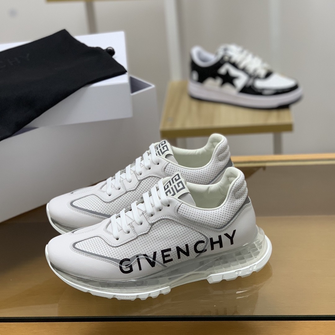 Givenchy Sneakers