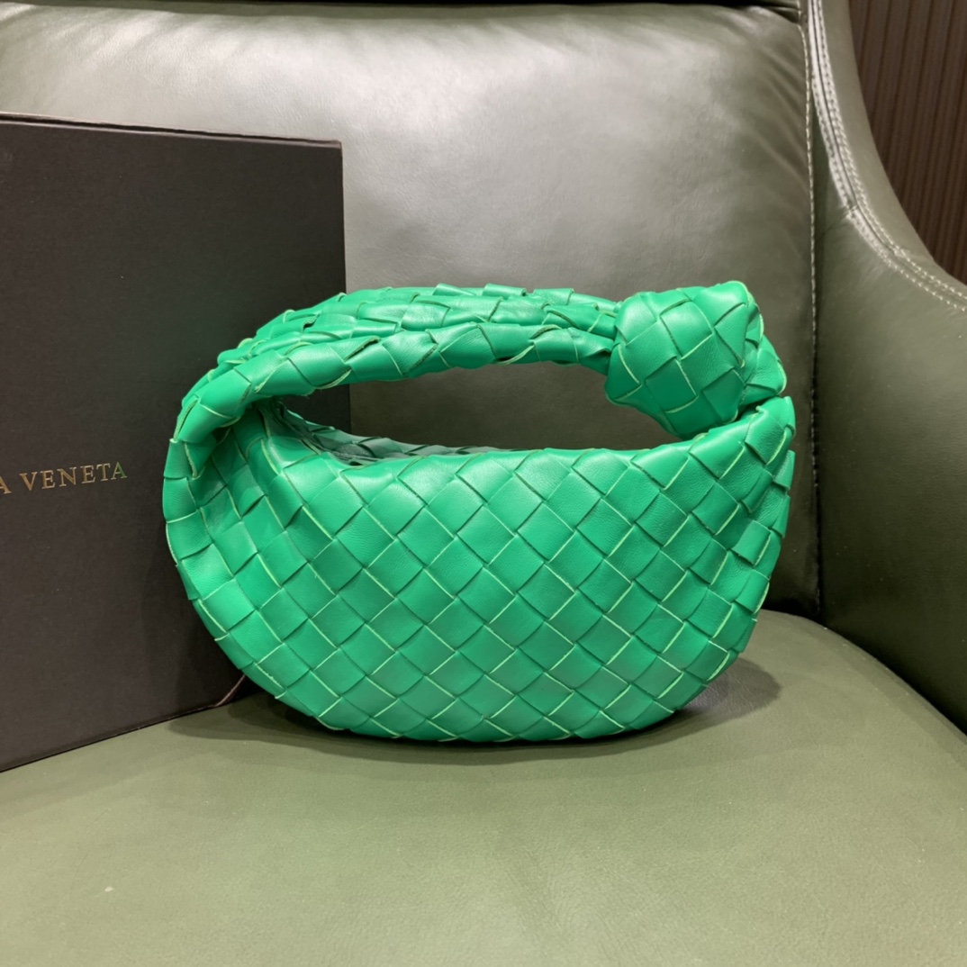 Bottega Veneta  🆕NEW🆕 JODIE #651876