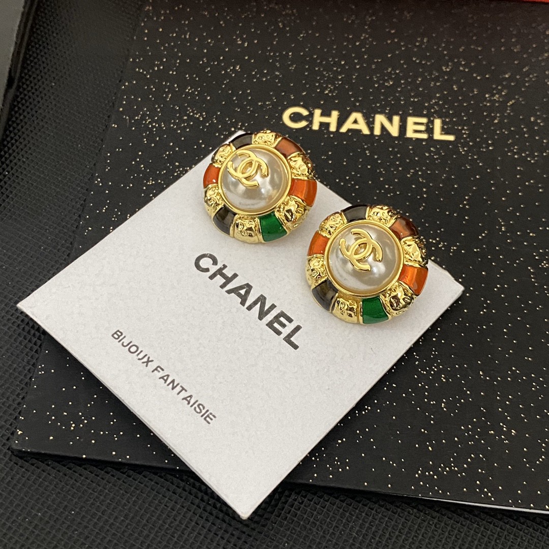 CHANEL🇫🇷Xiaoxiang earrings new style