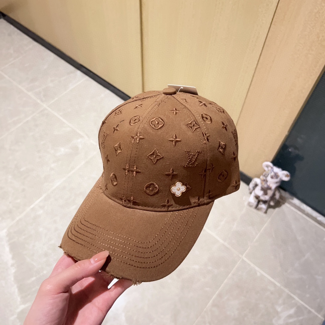 Louis Vuitton baseball cap