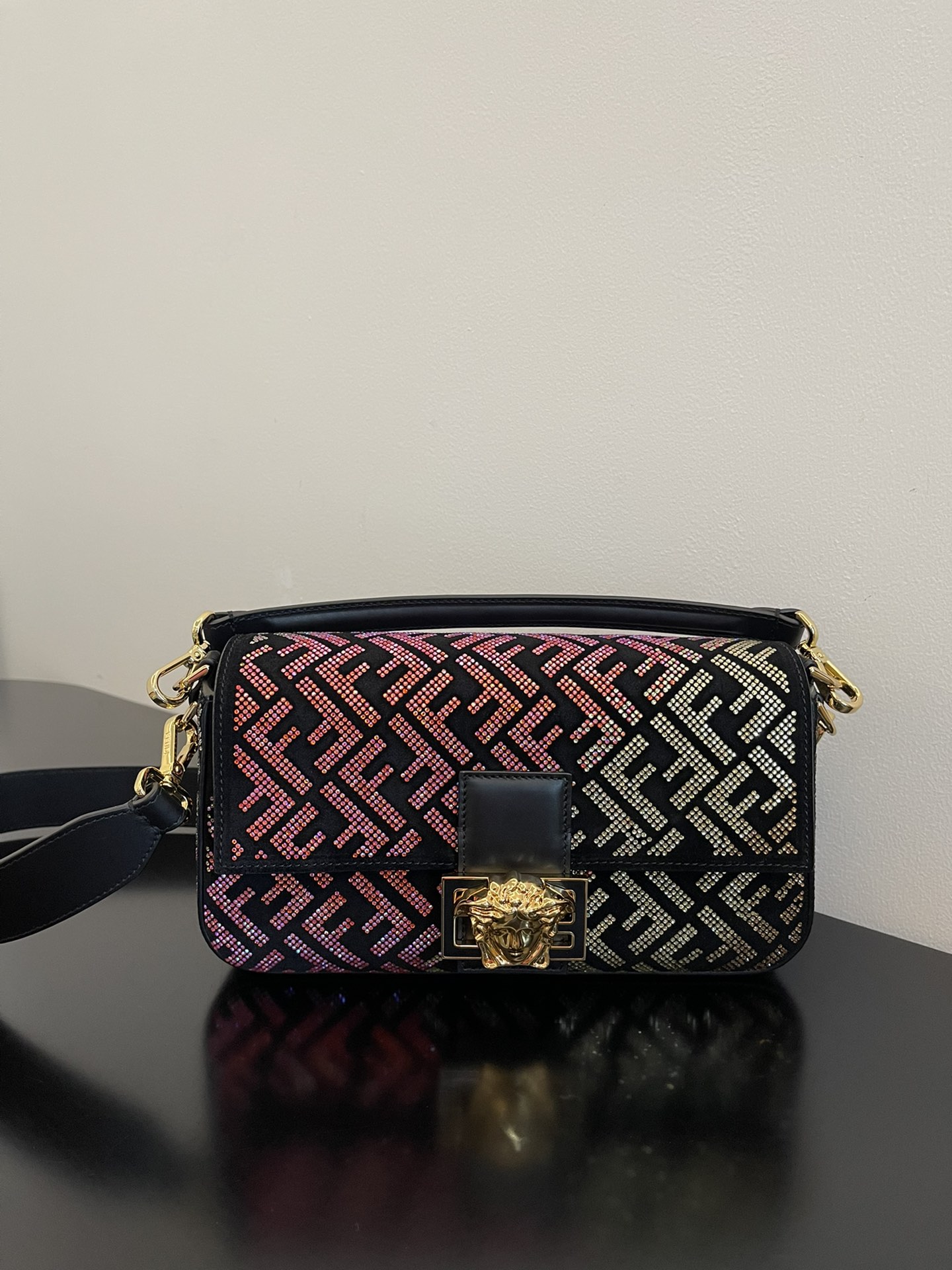 FENDI Baquette baguette