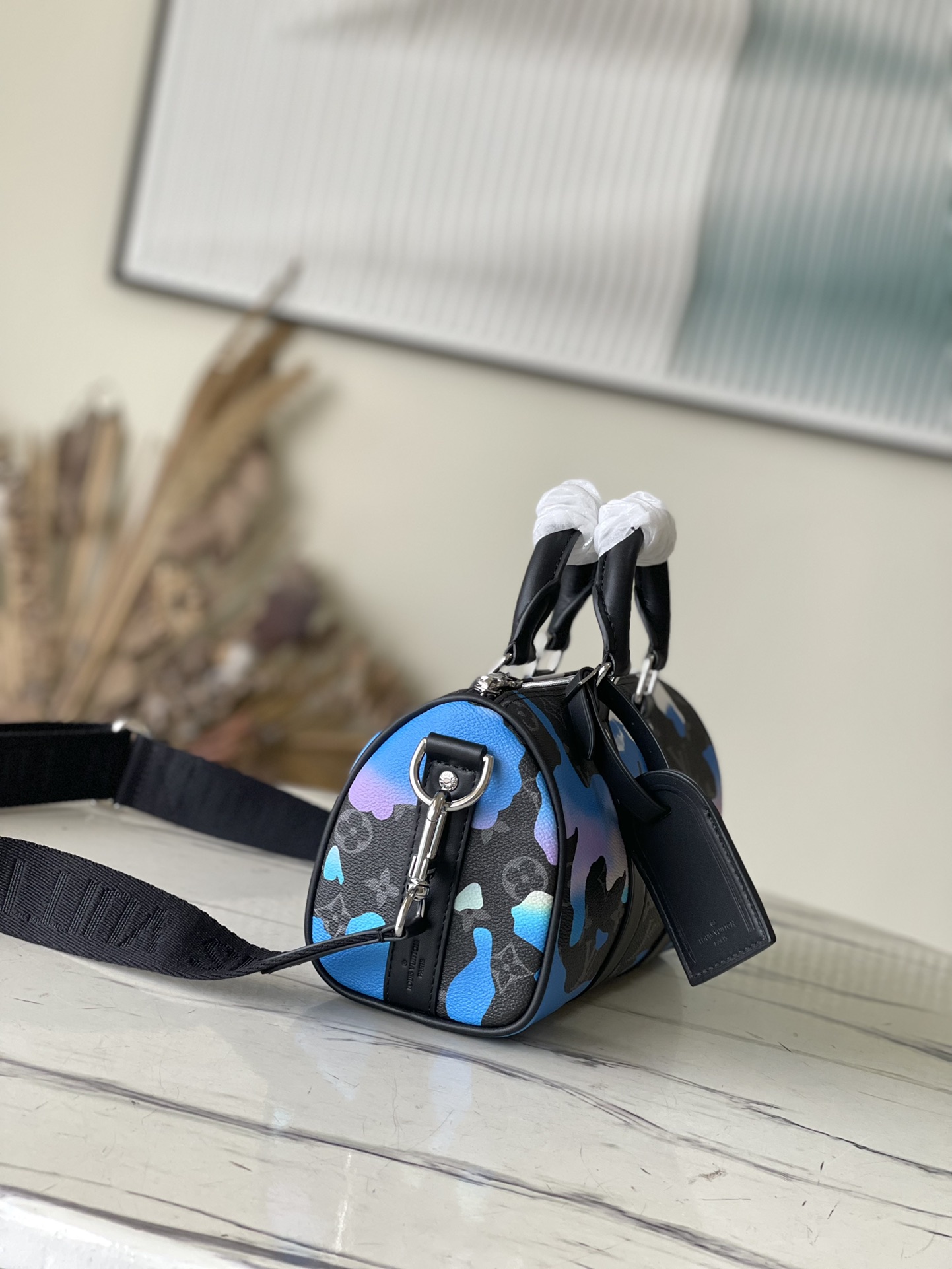 𝐋𝐎𝐔𝐈𝐒 𝐕𝐔𝐈𝐓𝐓𝐎𝐍    M21430